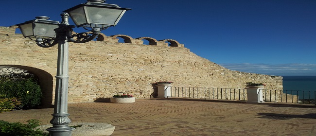 loggia_(650x280).jpg